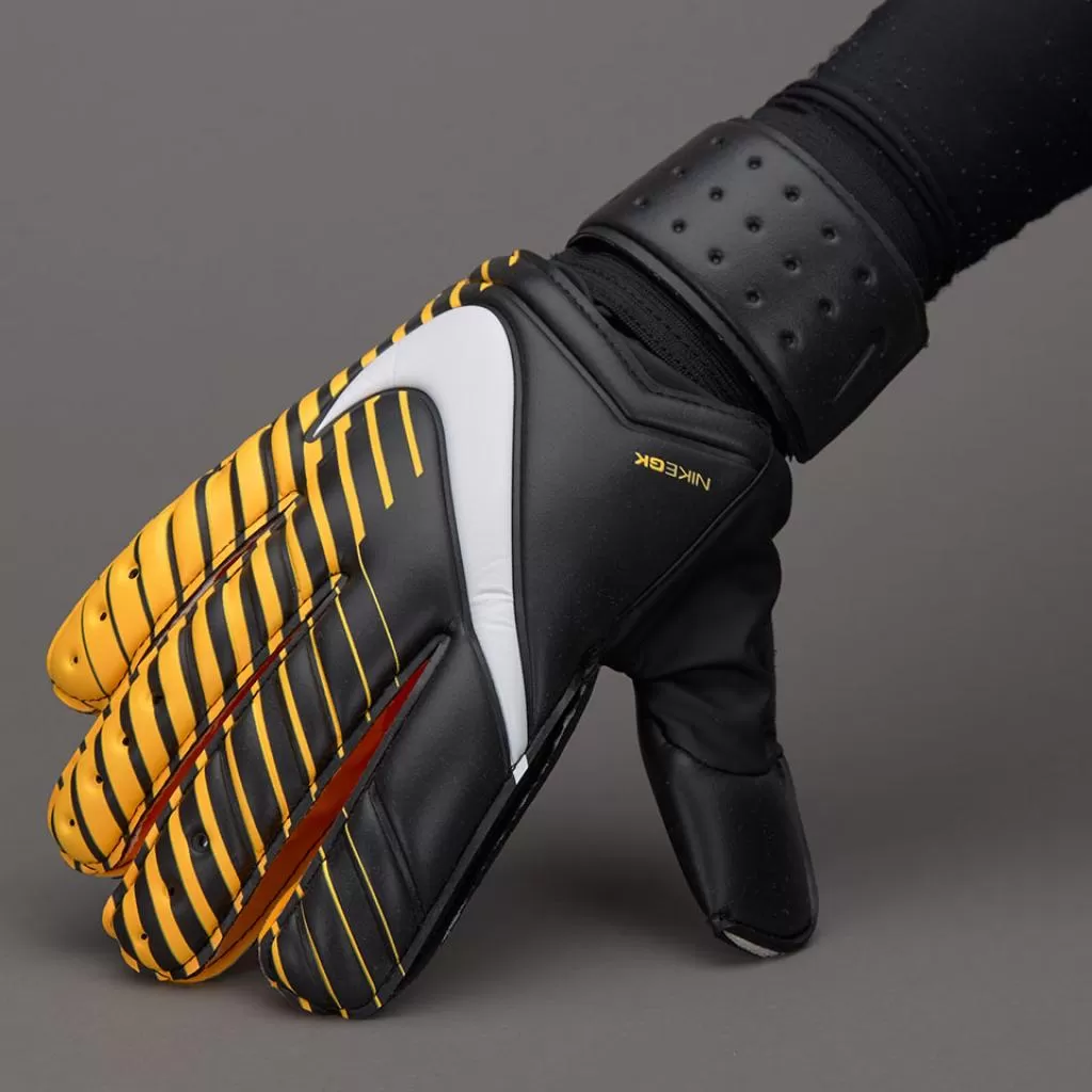 Nike GK Spyne Pro /профессиональные перчатки для вратаря
